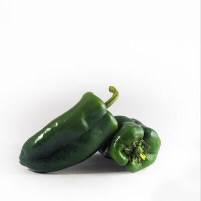 Poblano Chili Pepper 500gr (3-4 pieces) Poblano Chili Pepper 500gr (3-4 pieces)