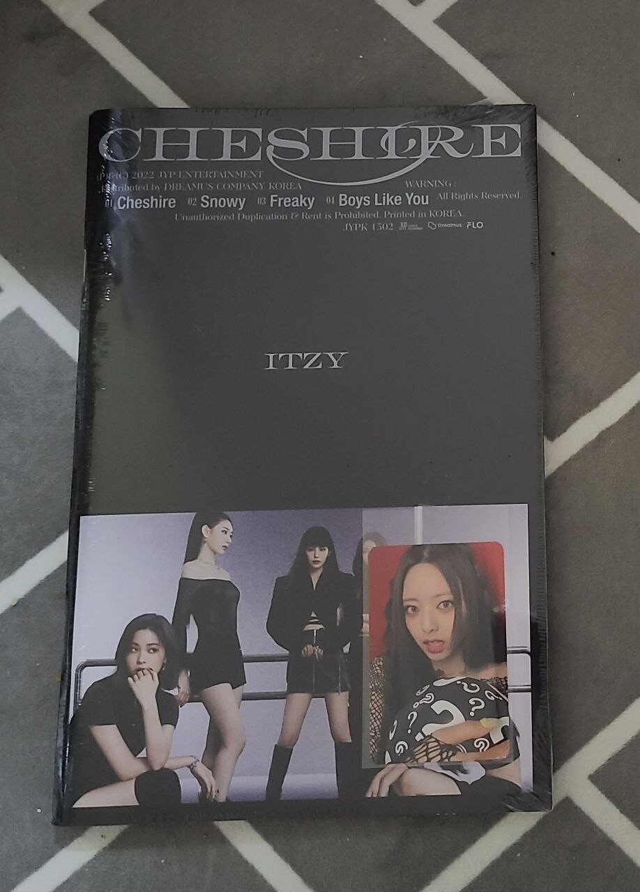 [CHESHIRE] ITZY STANDARD (Standard Ver.) + (KTOWN POB), OPTION VER: A VER.
