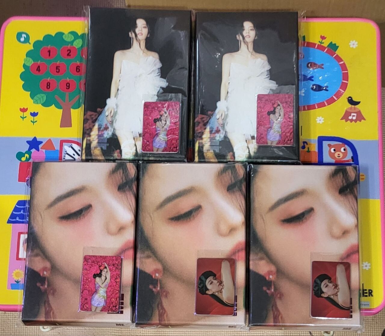 [MARCH BATCH] SEALED [ME] JISOO 1st SINGLE ALBUM (with POB)