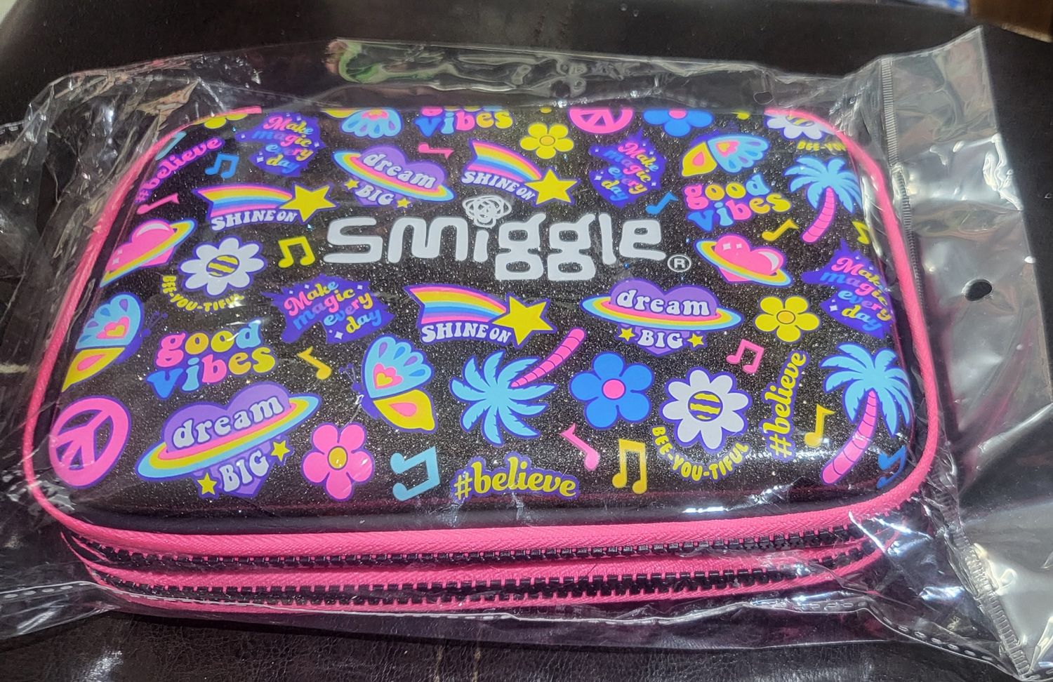 [FREEMINE] SMIGGLE HARD TOP PENCIL CASE