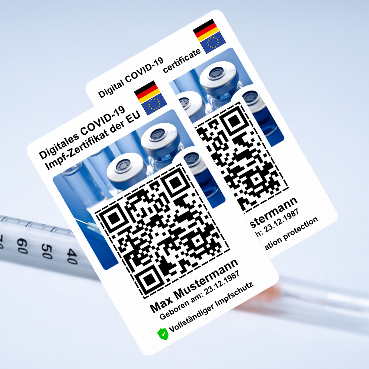 Ihr digitales COVID-19 Impf-Zertifikat der EU auf eine Plastikkarte im Kreditkartenformat drucken lassen (Vorderseite / Deutsch - Rückseite / Englisch)