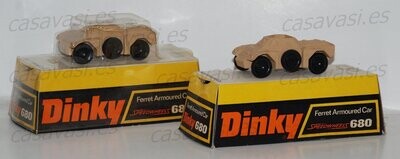 Dinky Toys - 680 - Ferret Armoured Car
