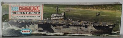 Aurora - 1966 - KIT.NO.718-149 - Made in USA - U.S.S. Guadalcanal " Copter Carrier "
Box Size 46 x 13 cm.