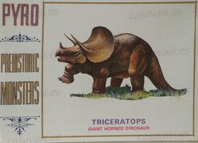 Pyro - d276-100 - Nº4 - Triceratops Giant Horned Dinosaur
Box Size 25 x 18 cm.