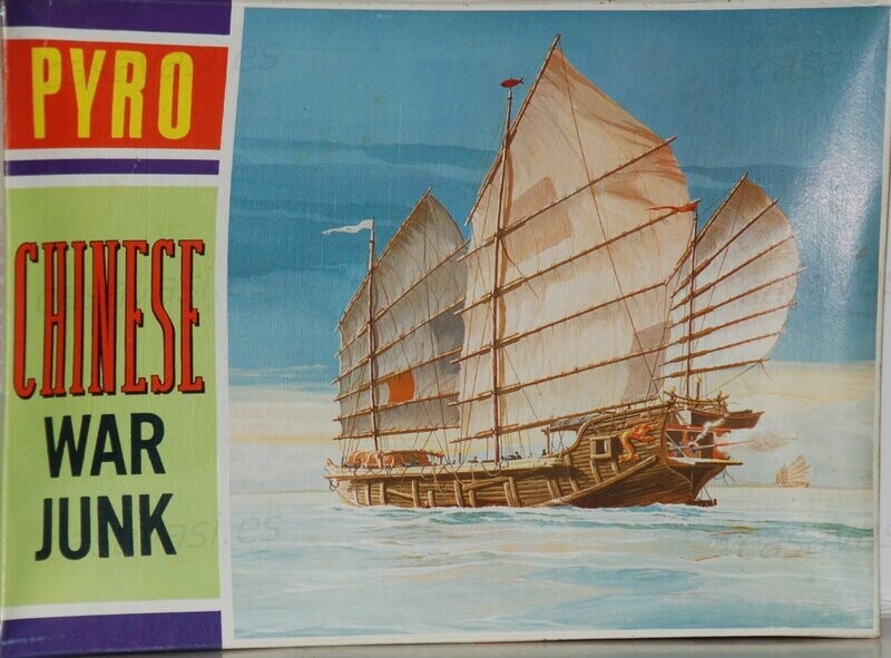 Pyro - b258-125 - Nº12 - 1966 - Chinese War Junk
Box Size 25 x 18 cm.