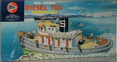 Pyro - c207-298 - Diesel Tug - Sea-Going-Despatch nº9
Box Size 44 x 20.5 cm.