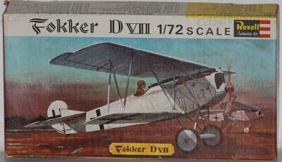 Revell - Made in G.B. - h-632 - 1/72 - Fokker DVIII
Box Size 16.5 X 9 cm.