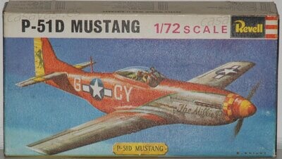 Revell - Made in G.B. - h-619 - 1/72 - P-51D Mustang
Box Size 16.5 X 9 cm.