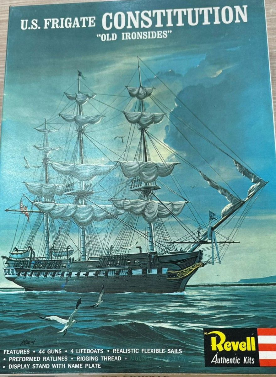 Revell-H-329-Made in England- Constitution