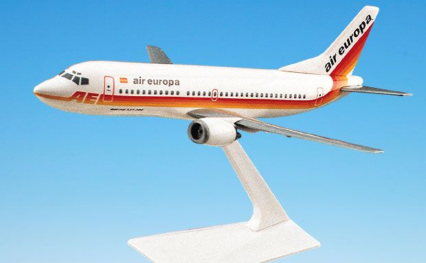 B737-300 1/185 AIR EUROPA OLD COLOR