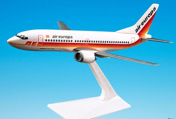 B737-400 1/185 AIR EUROPA OLD COLOR