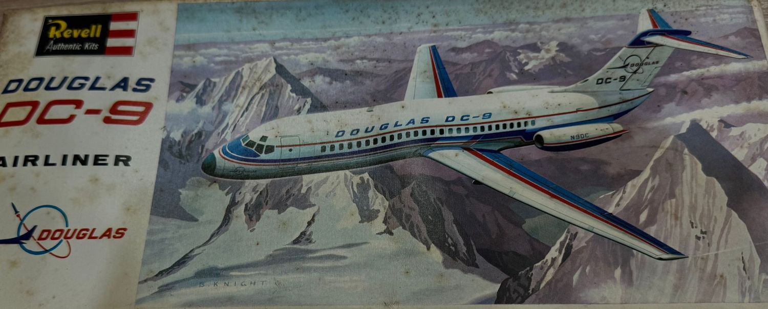 REVELL DOUGLAS DC-9 1/72 H-246