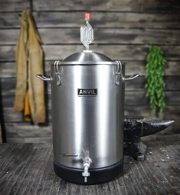 Anvil Bucket Fermentor- 7.5 Gallon
