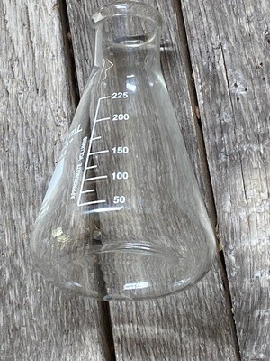 Used Erlenmeyer Flask - 250 ml