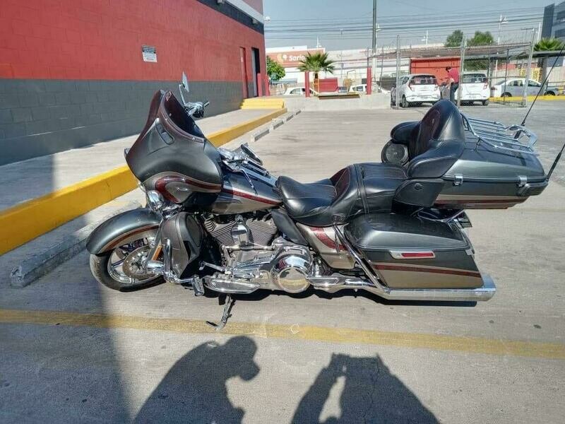 Ultra Glide CVO, AÑO 2016