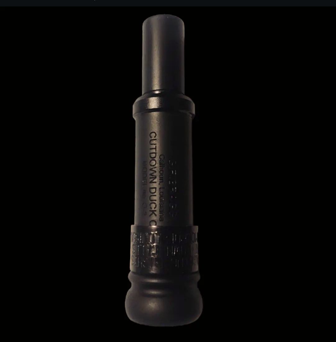 Banded Blackout Throwback Keyhole