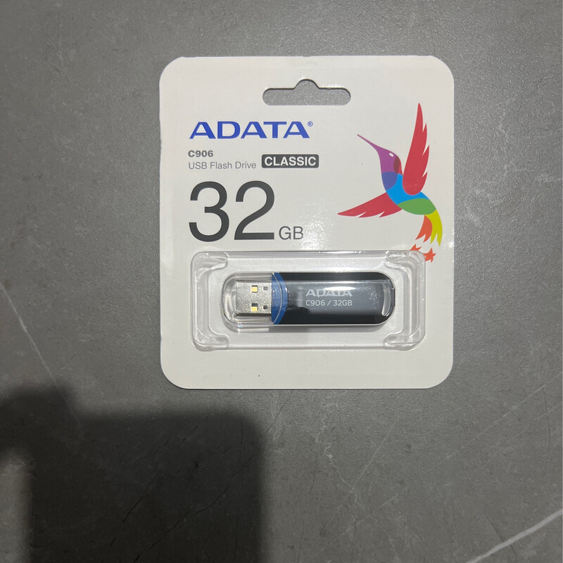 ADATA USB Flash DRiVE 32 GB 