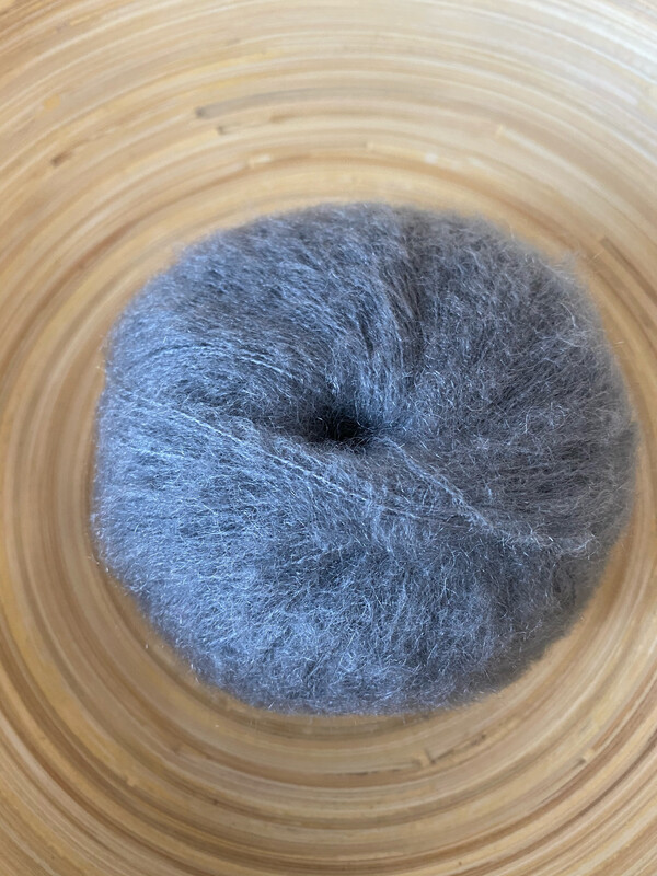 Manada -mohairsilkkilanka, Stone 201