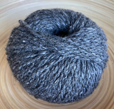 Modern Tweed, Antrasiitti