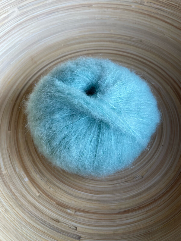 Manada -mohairsilkkilanka, Mint 217