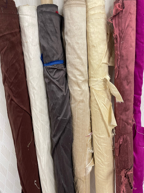 Dupionsilkki, 6 Väriä 130-135cm