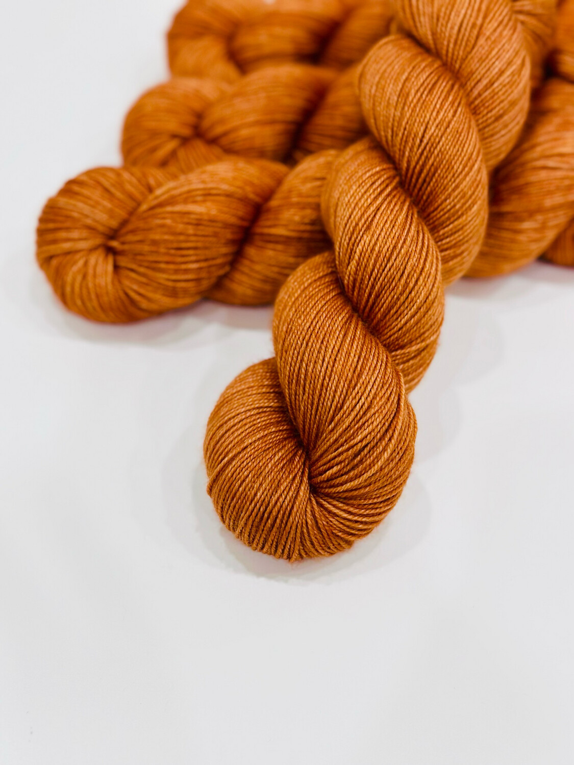 BFL Silky Sock, Terra