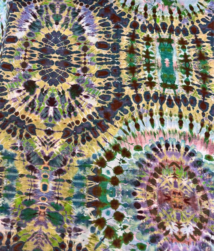 Big&amp;Batik, Violetti