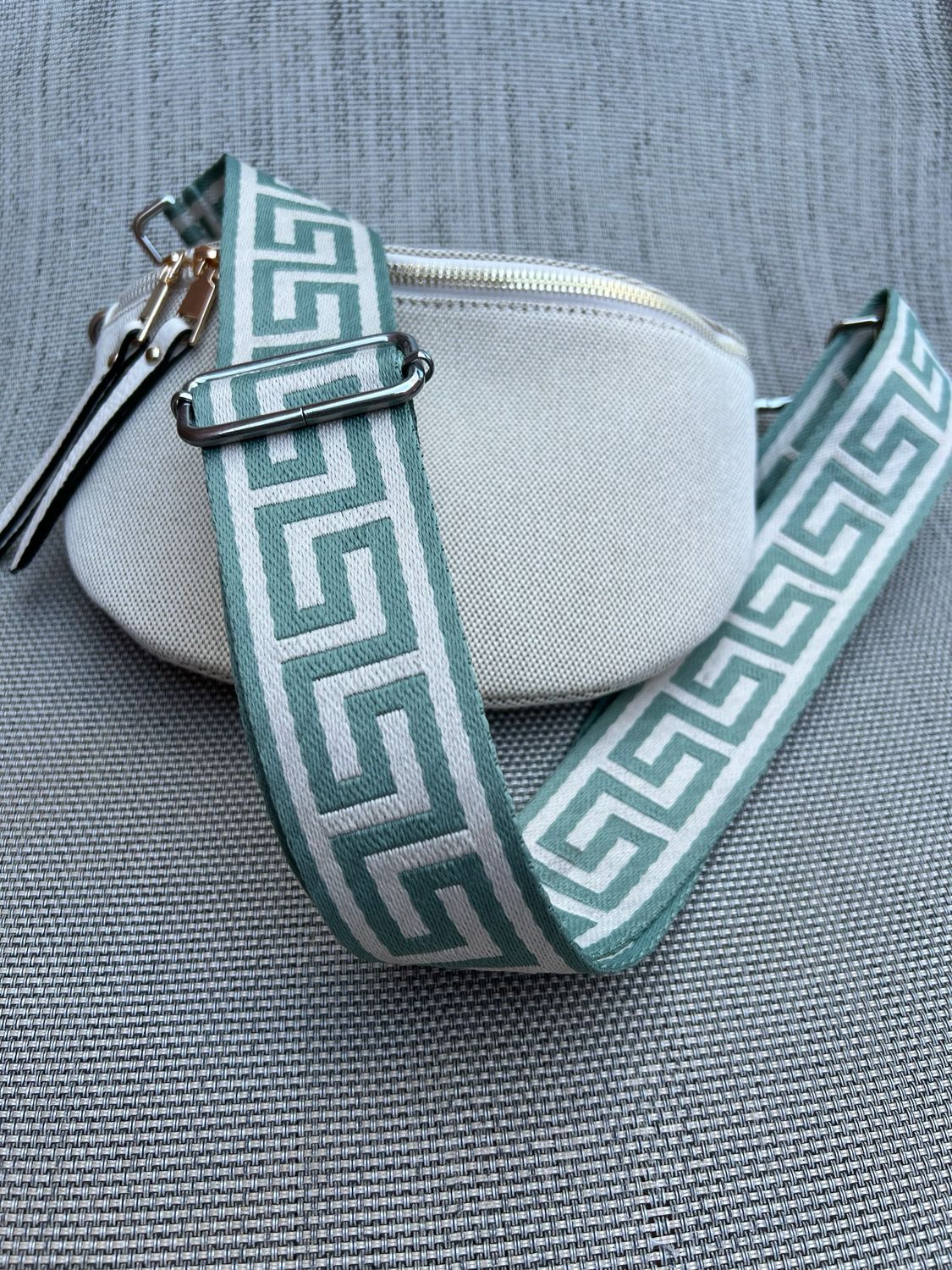 Vaihtohihna laukkuun, Sokkelo Sage