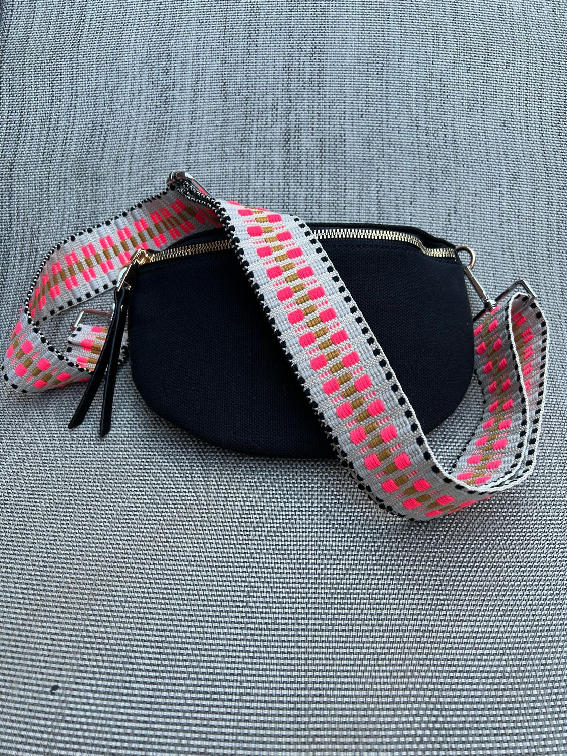 Vaihtohihna laukkuun, Neon Pink Kuvio