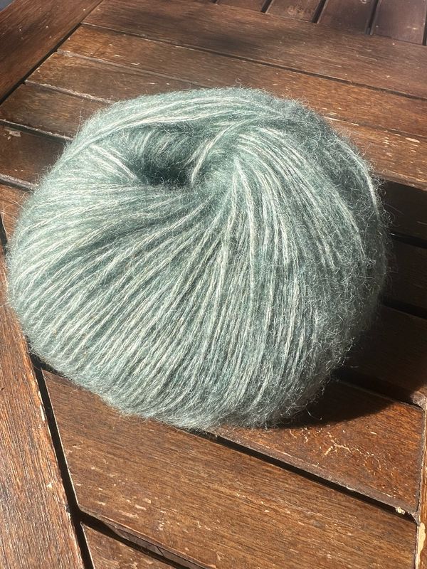 Bonbon -neulelanka, Sage Green 04