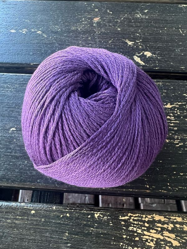 Arctic Pearl -neulelanka, Aubergine 10