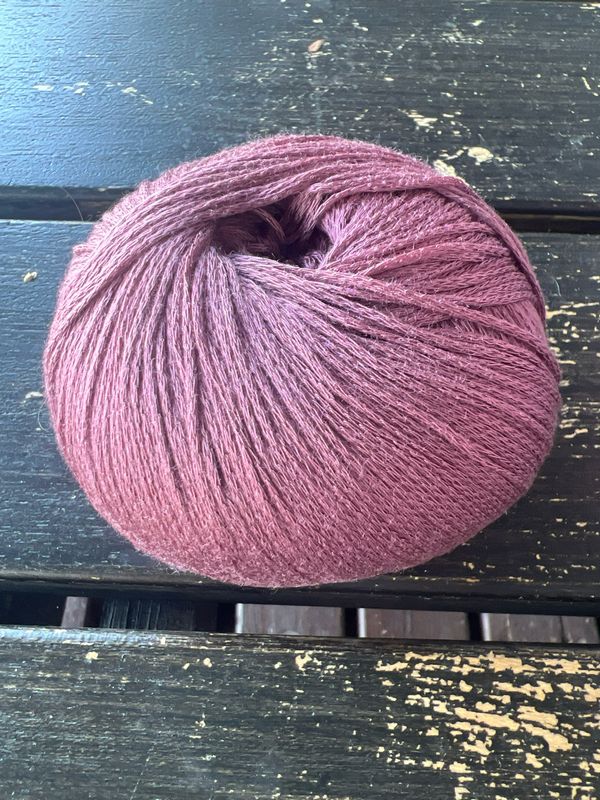 Arctic Pearl -neulelanka, Mauve 09