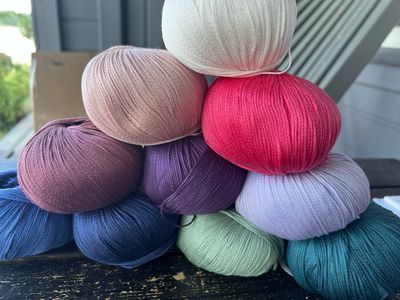 Pascuali Arctic Pearl -lyocellneulelanka