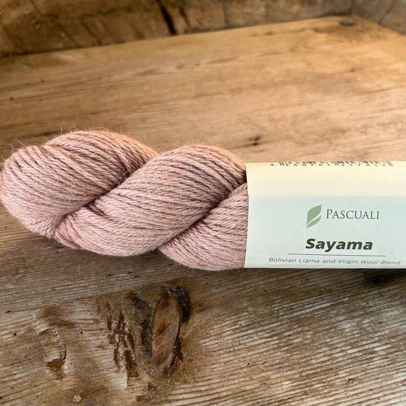 Sayama -laamavillaneulelanka, Roosa 303