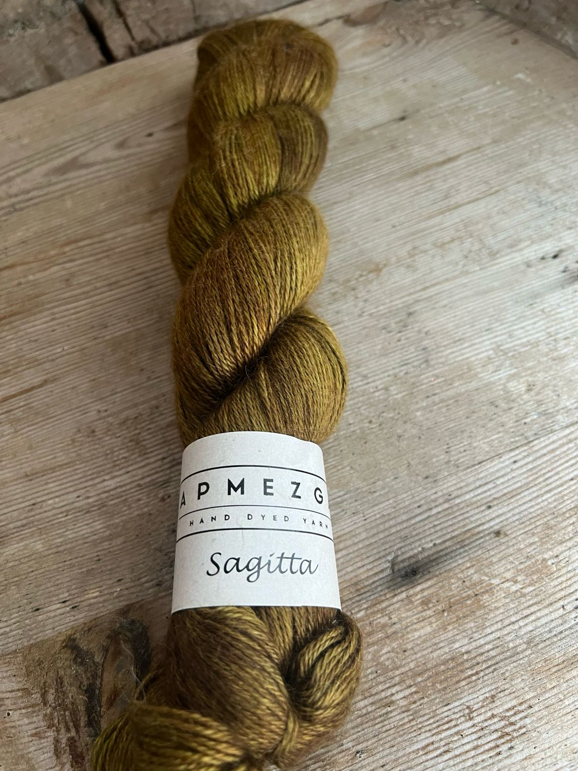 Sagitta -neulelanka, Rusty Olive 07