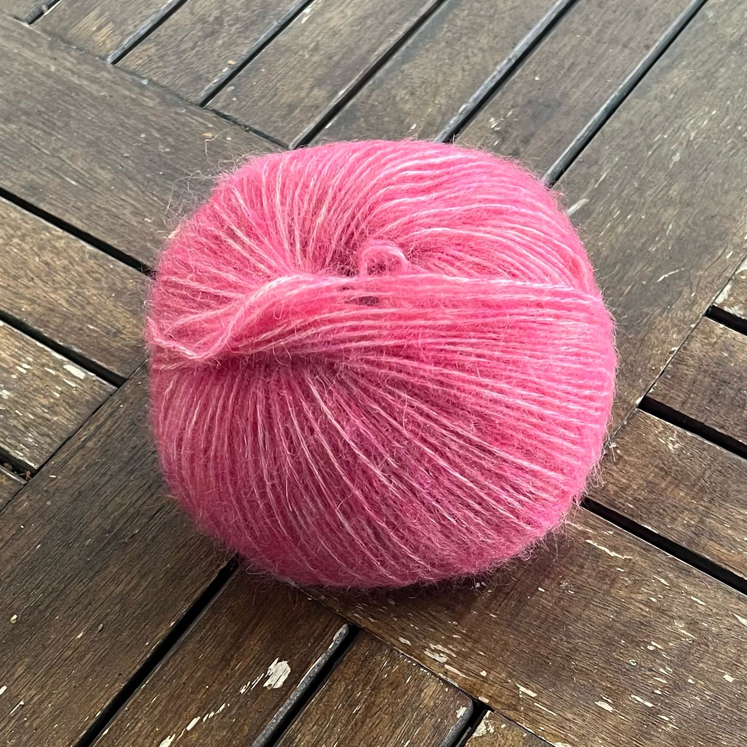 Bonbon -neulelanka, Vadelma 89