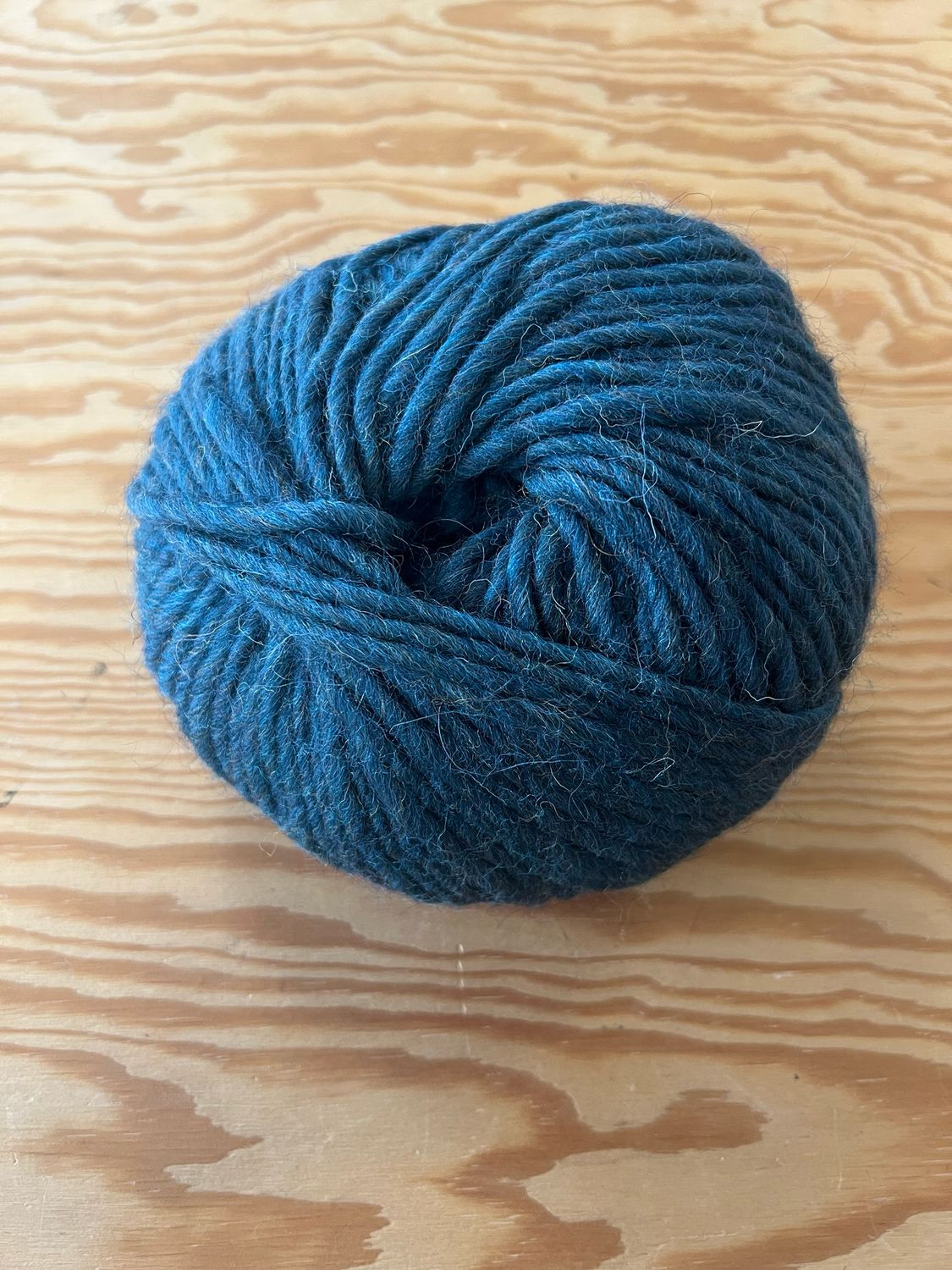 BRE Meadow, Turkoosi 072