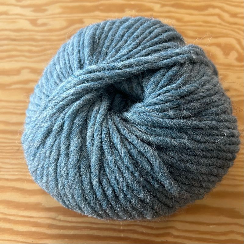 BRE Meadow, Vaalea Turkoosi 064