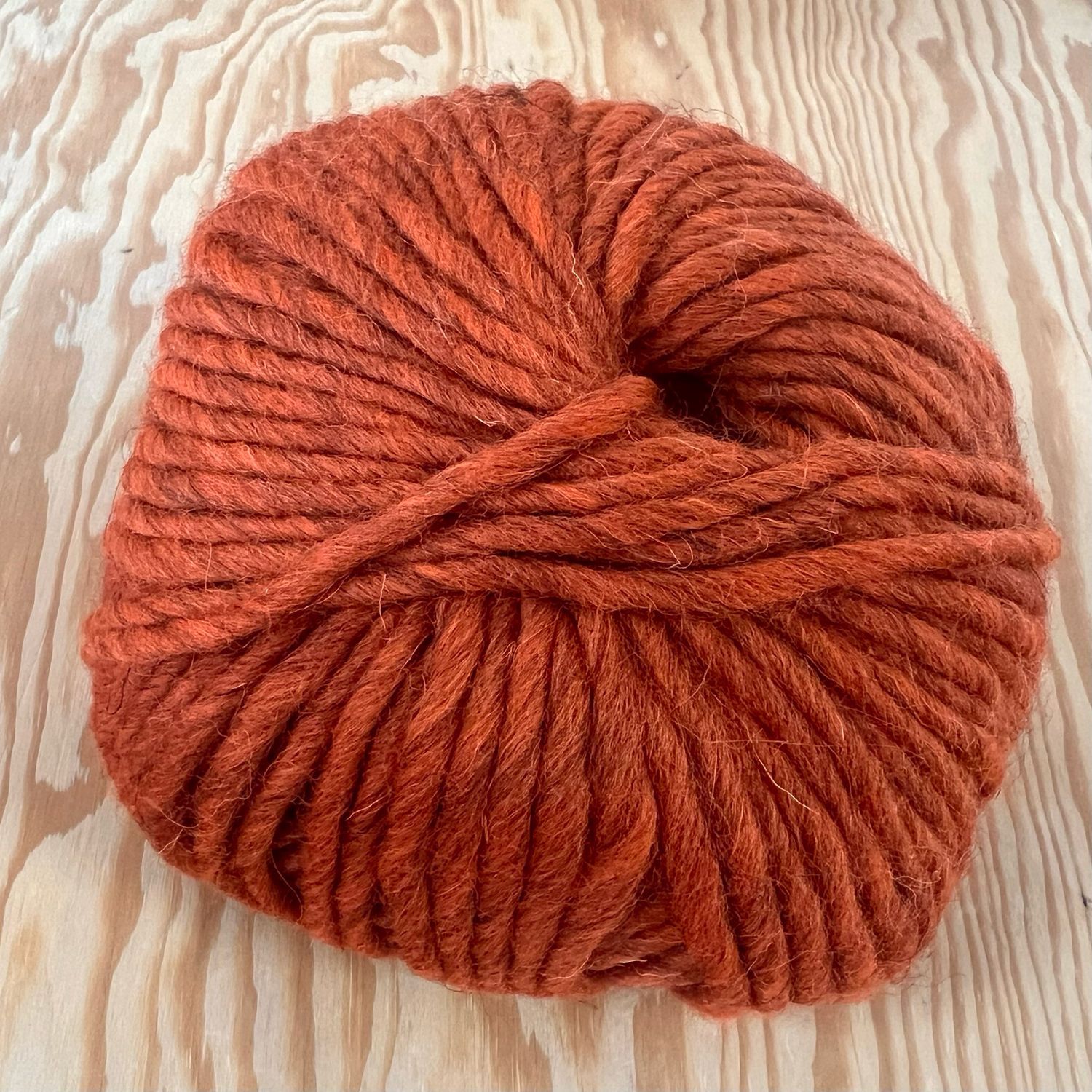 BRE Meadow, Oranssi 051