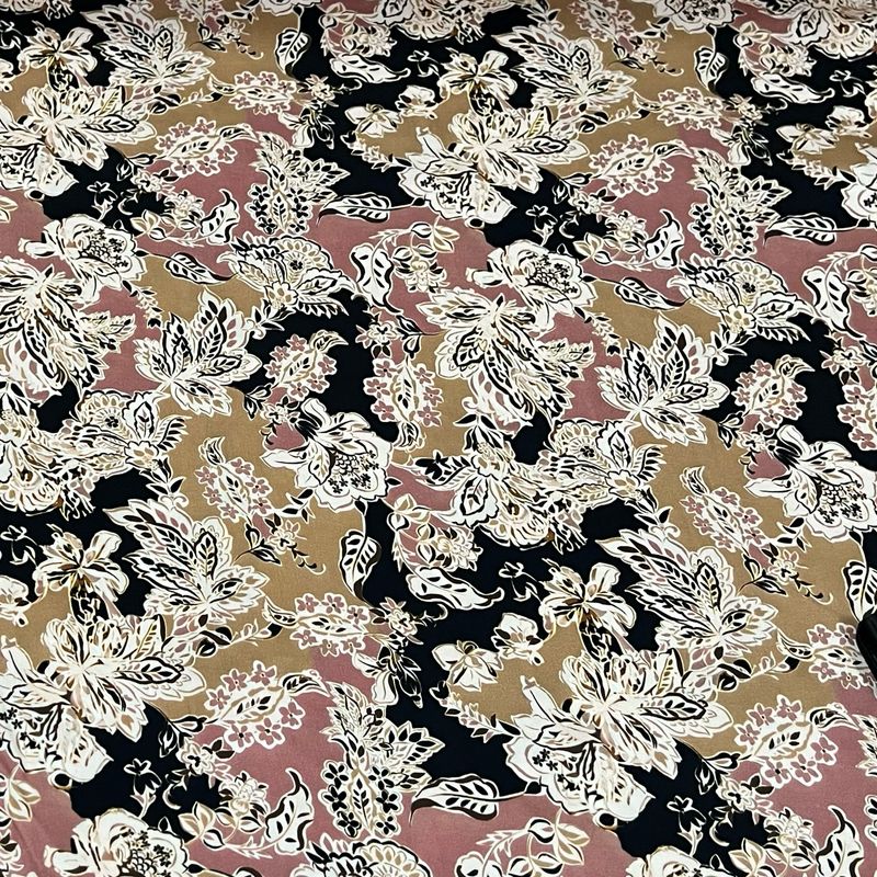 Patches -viskoosisatiini, Roosa-musta Patches -viskoosisatiini, Roosa-musta