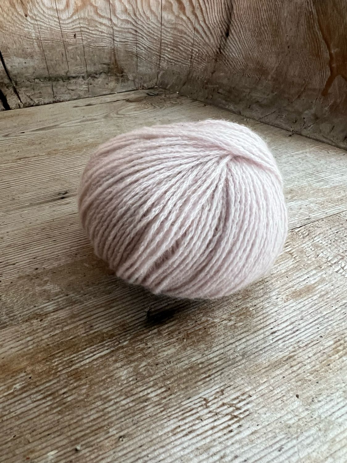 Cashmere 6/28 -kashmirlanka, Vaaleanpunainen