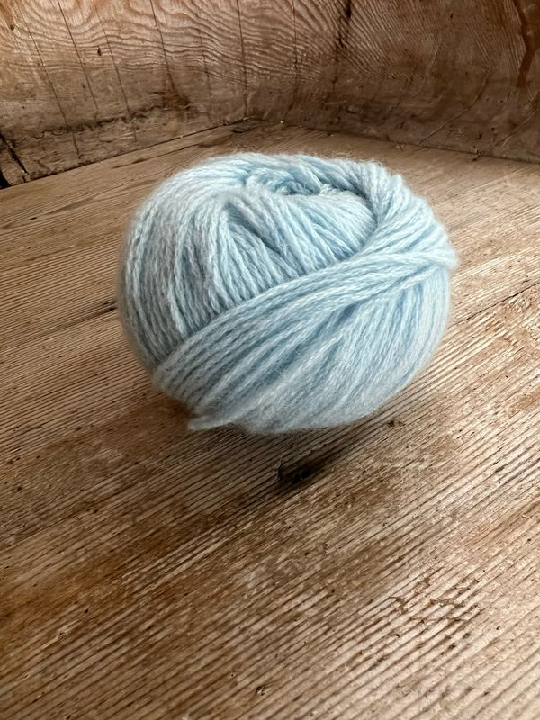 Cashmere 6/28 -kashmirlanka, Vaaleansininen 70 Cashmere 6/28 -kashmirlanka, Vaaleansininen 70