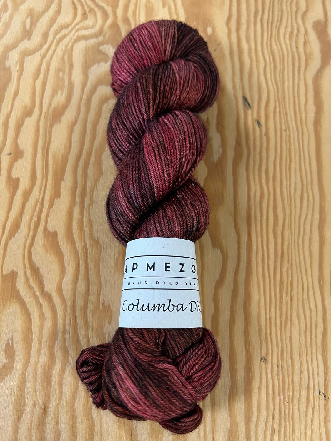 Columba DK merinosilkkilanka, Tumma Punaruskea 153