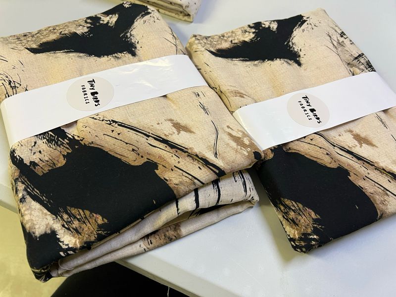 Erä viskoosipellava, Beige -musta Pala 3m Erä viskoosipellava, Beige -musta Pala 3m