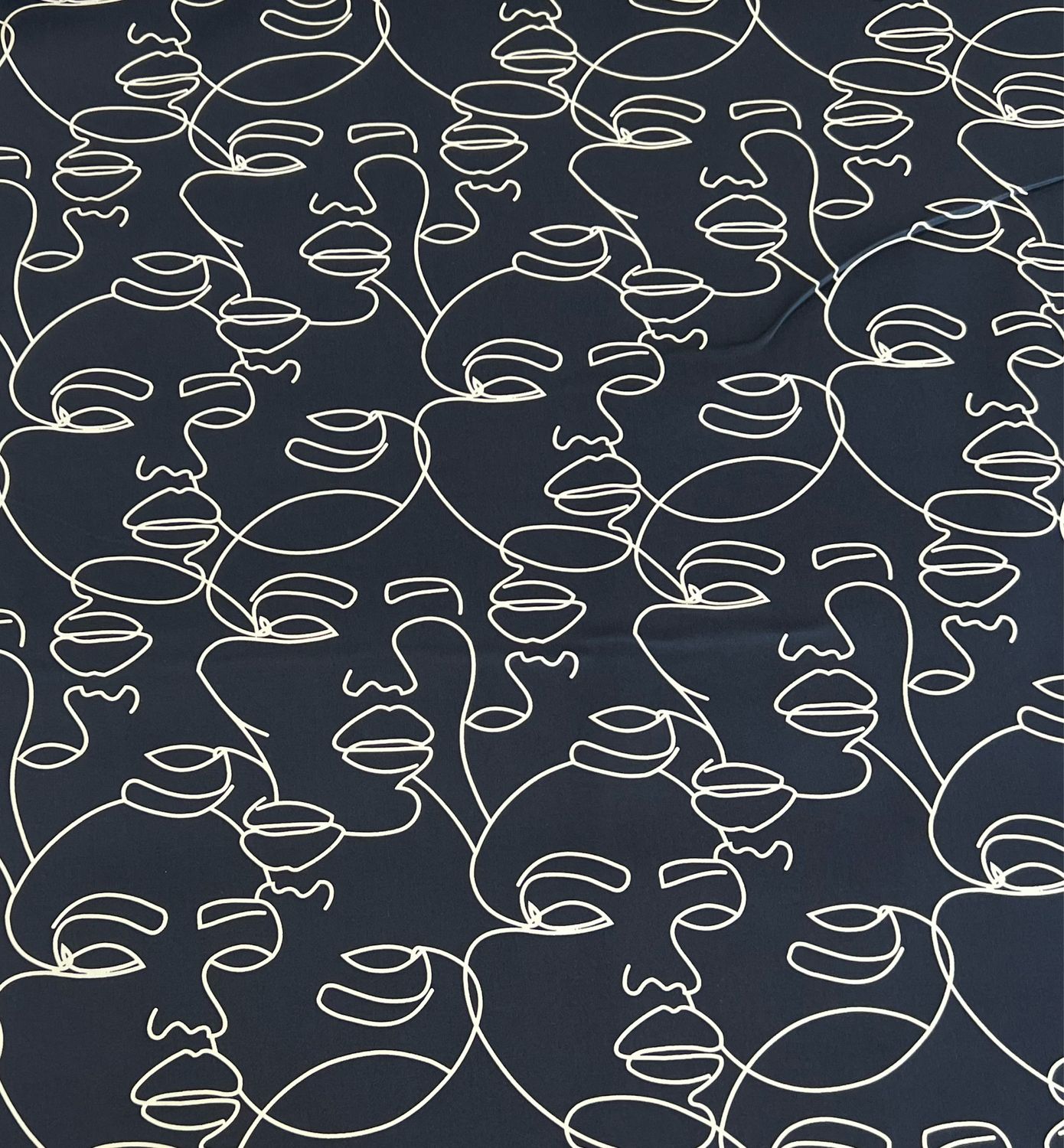 Figures-puuvillasatiini, Navy-valkoinen Pala 1,5m