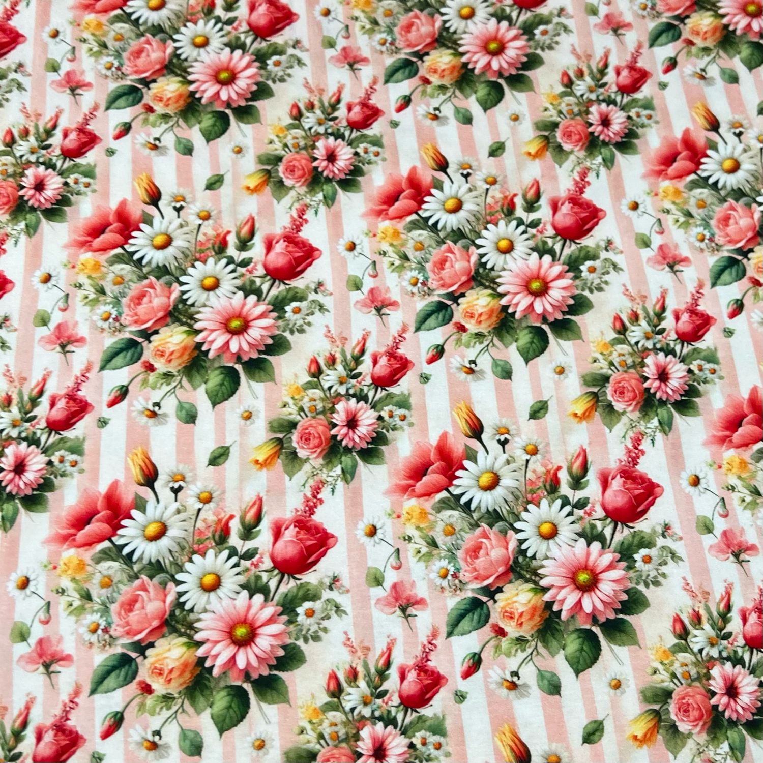 Daisies- Viskoositrikoo, Vaaleanpunainen Raita