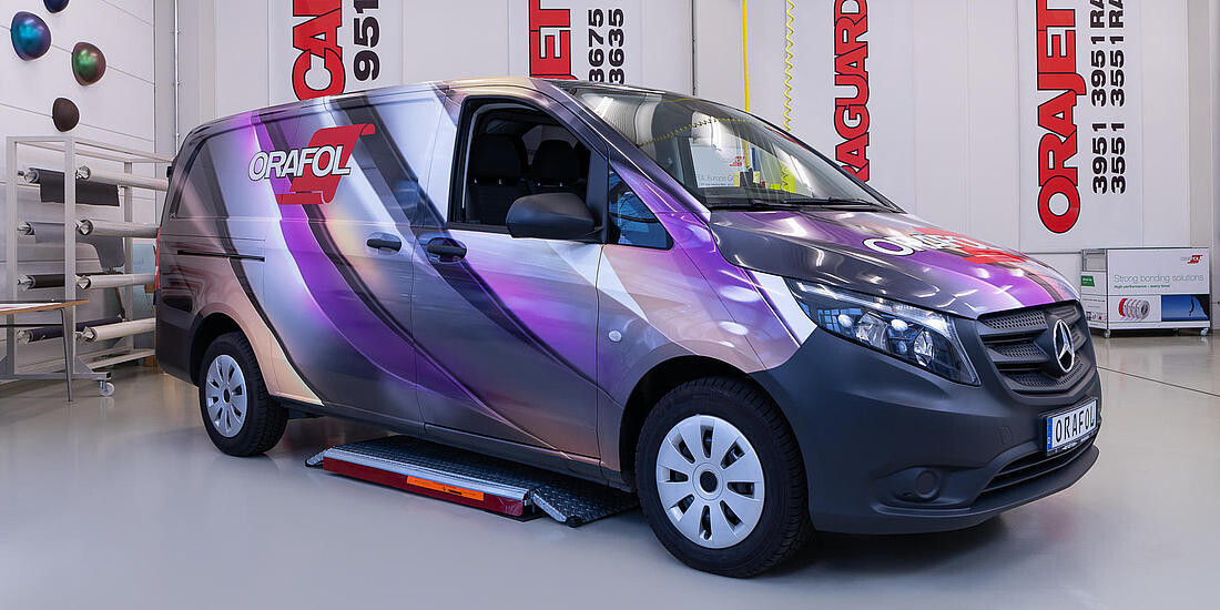Orajet 3951 Professional Wrapping Film with Command Form Technology