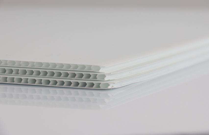 24&quot; x 18&quot; 4mm Corrugated Plastic