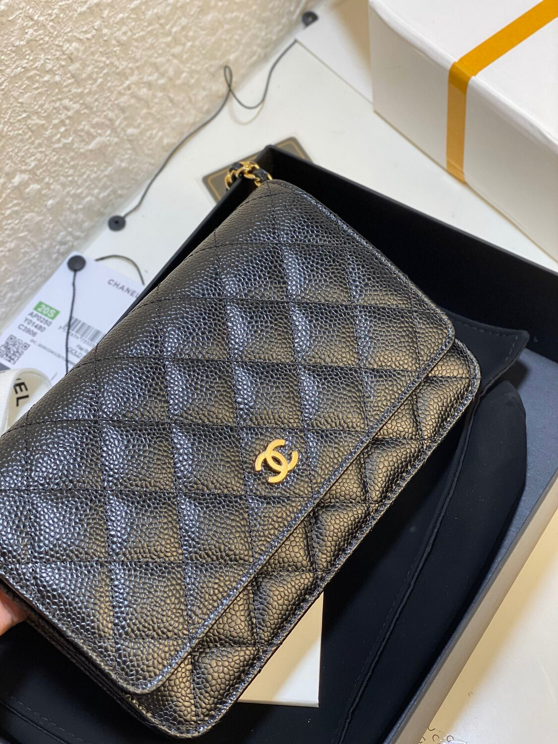 chanel 2020 wallet on chain