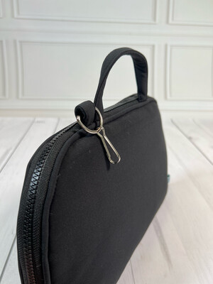 POPOPOFA // Sitzkissen TO GO // Softshell Schwarz mit Streifenplüsch Mint und Accessoires in Schwarz POPOPOFA // Sitzkissen TO GO // Softshell Schwarz mit Streifenplüsch Mint und Accessoires in Schwarz